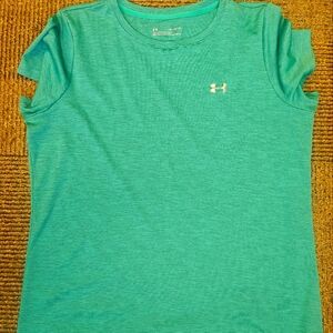Under Armour t shirt